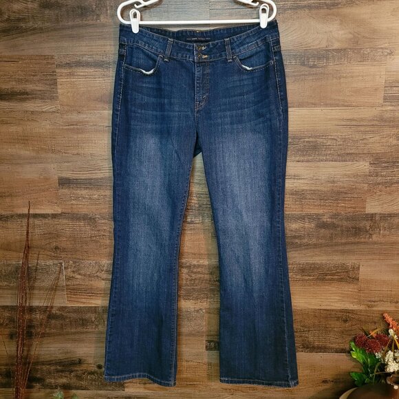 Levi's Jeans Size 14 Slender 526 Bootcut Open Button Flap Mid Rise Western - Picture 2 of 12